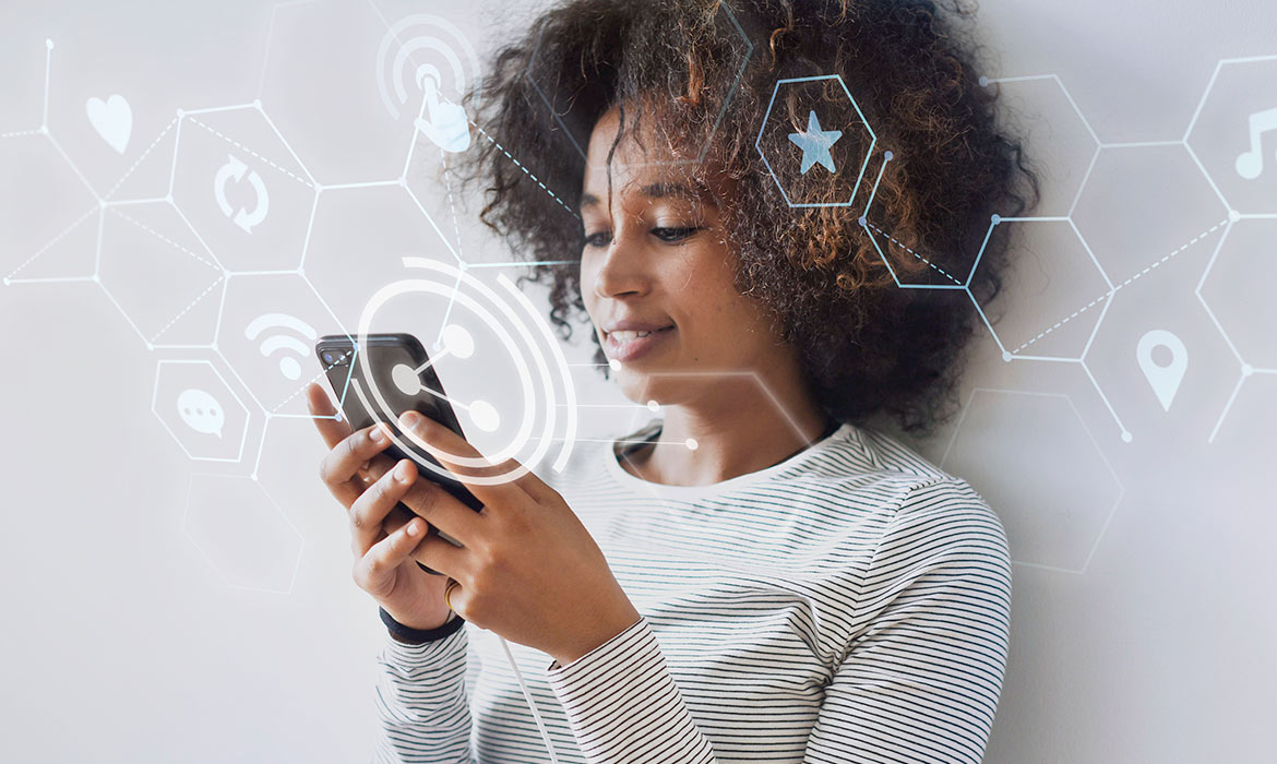 Pros and Cons of Social Media